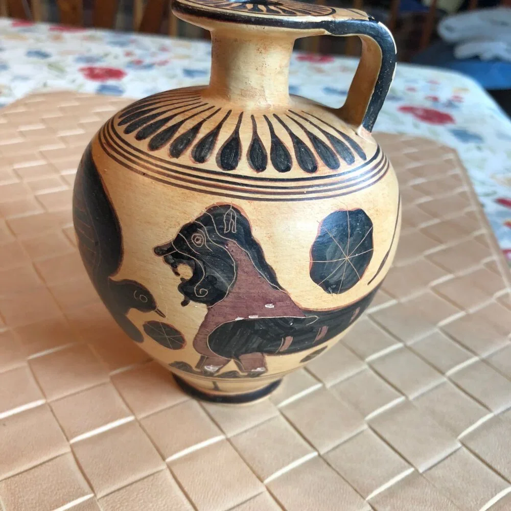 Aribalo Corintio Vase Jar Peruvian Reproduction
